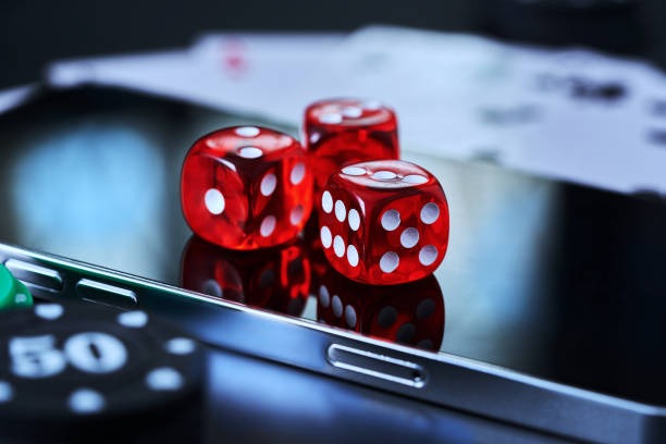 koi800 tournament lobby showing daily and weekly slot tournaments with closing time countdowns